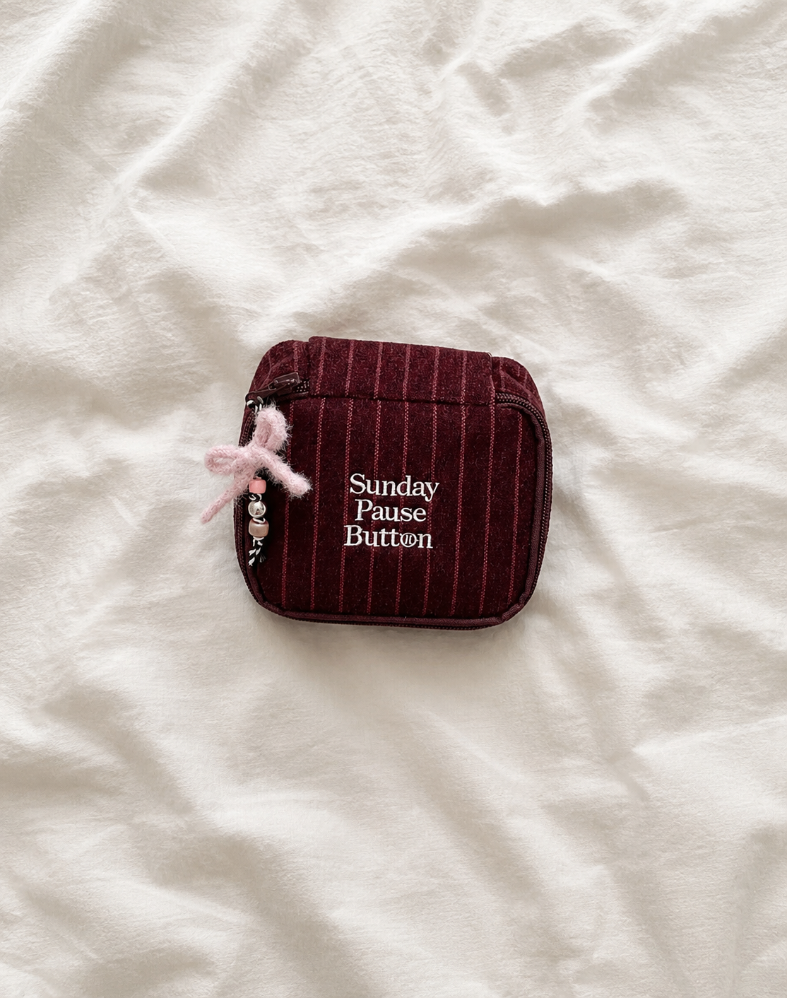 A Sunday Pause Botton Bag