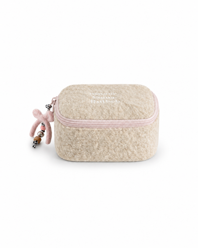 A Sunday Pause Botton Bag